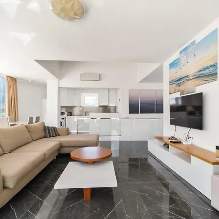 Lägenhet Penthouse With Sea View In Durres - Amazing Terrace Of 400m2 With Panoramic View