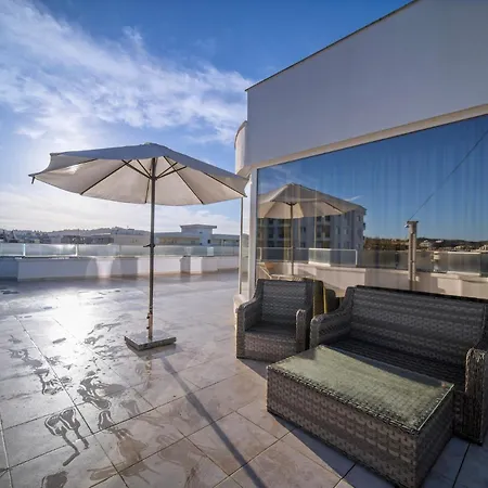 Penthouse With Sea View In Durres - Amazing Terrace Of 400m2 With Panoramic View Lägenhet *
