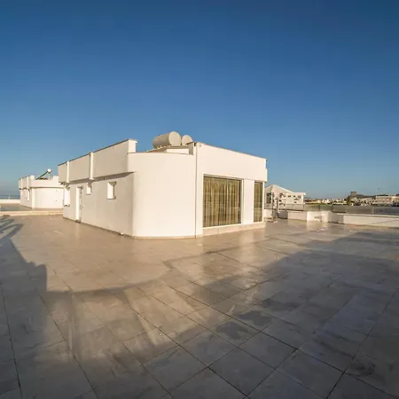Penthouse With Sea View In Durres - Amazing Terrace Of 400m2 With Panoramic View Lägenhet